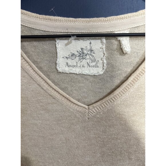 Angel Of The North Beige Long-Sleeve Lace Embellished V-Neck Tunic Sweater Women - Picture 3 of 6